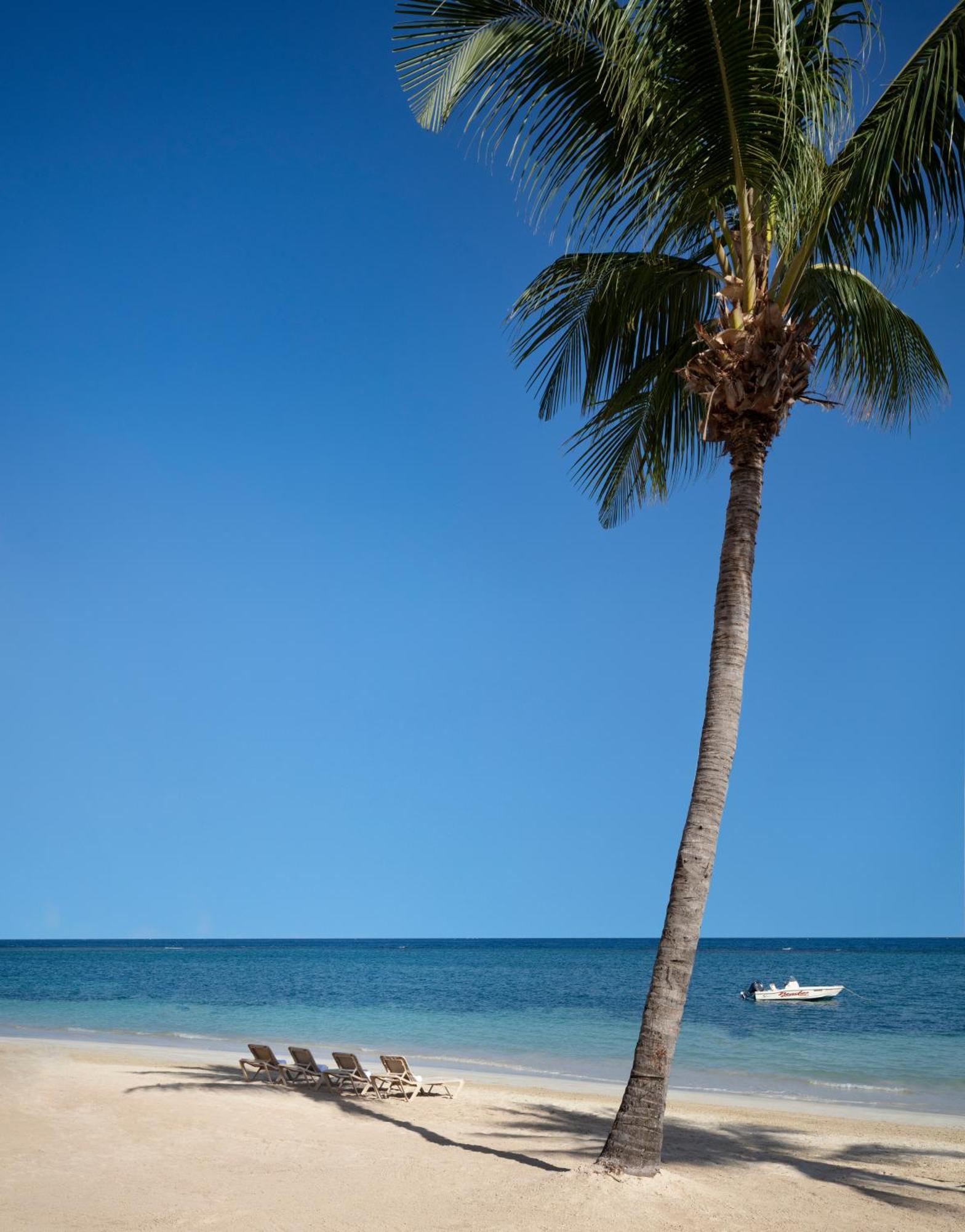 Beaches Ocho Rios A Spa & Golf Exterior foto
