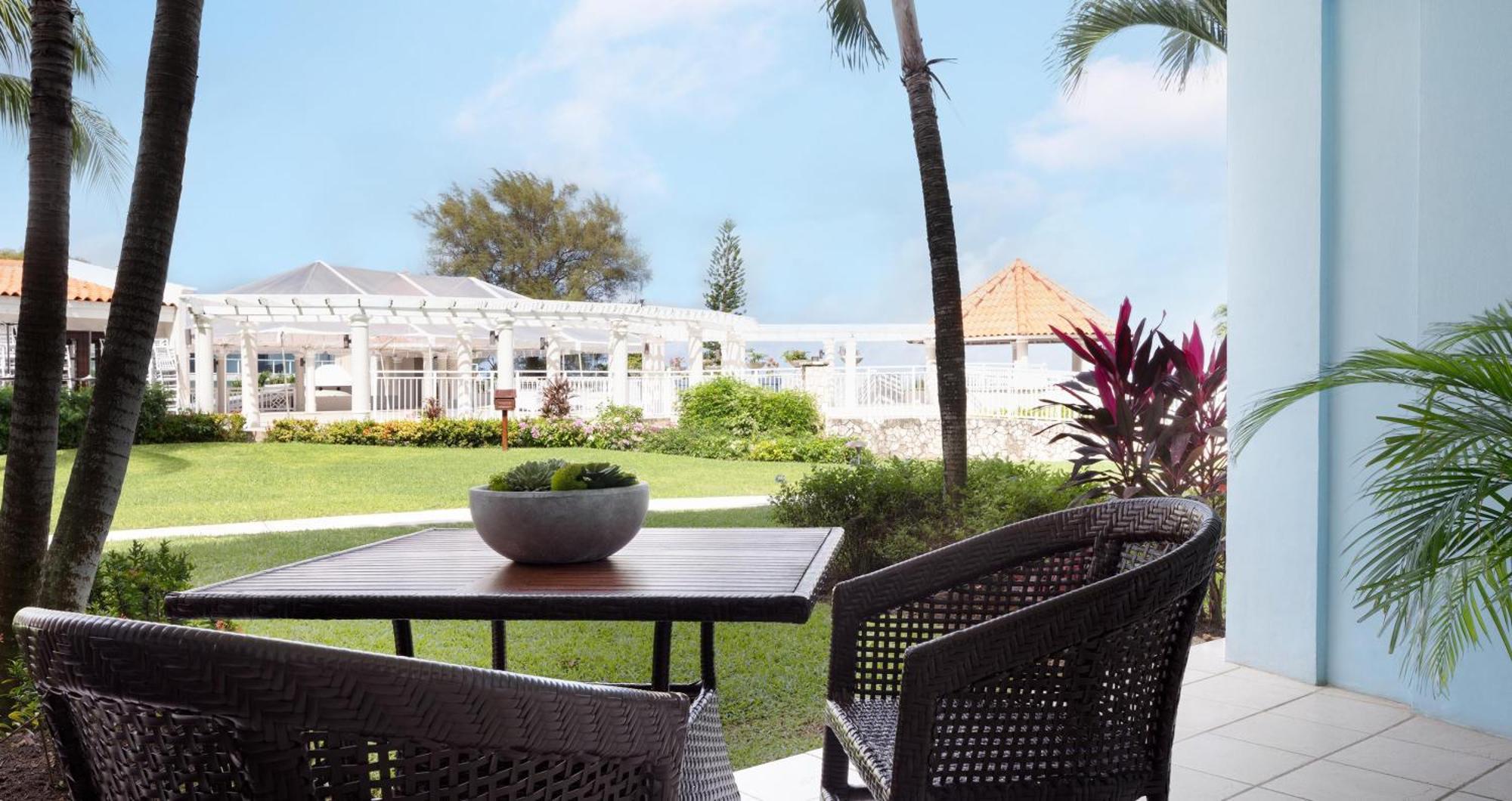 Beaches Ocho Rios A Spa & Golf Exterior foto